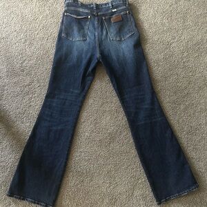 31x32 Wrangler Jeans, no rips/tears/spots. Gently used.